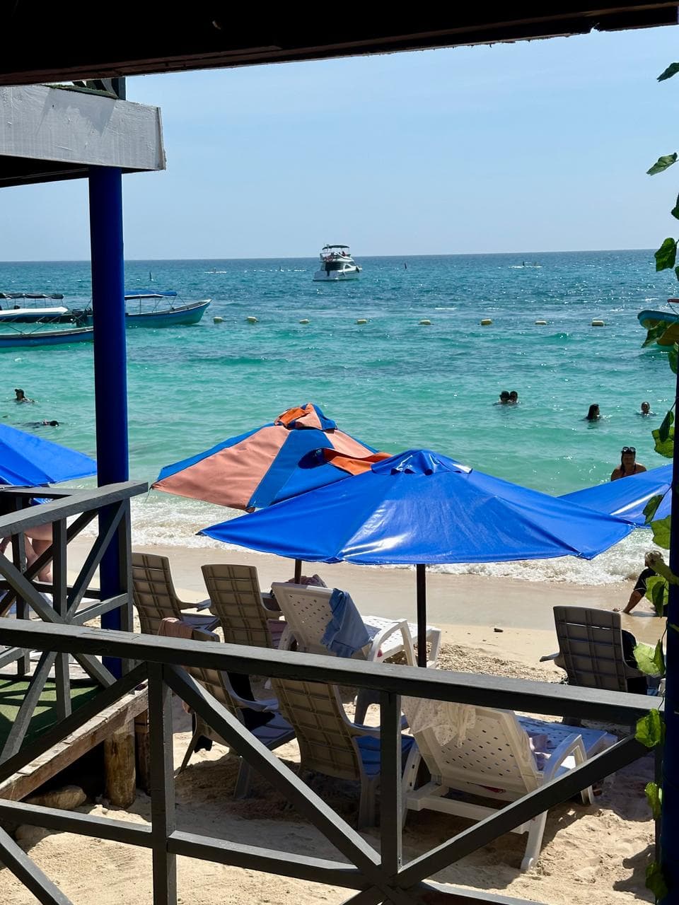 Playa Tranquila Deluxe (Bus), Cartagena