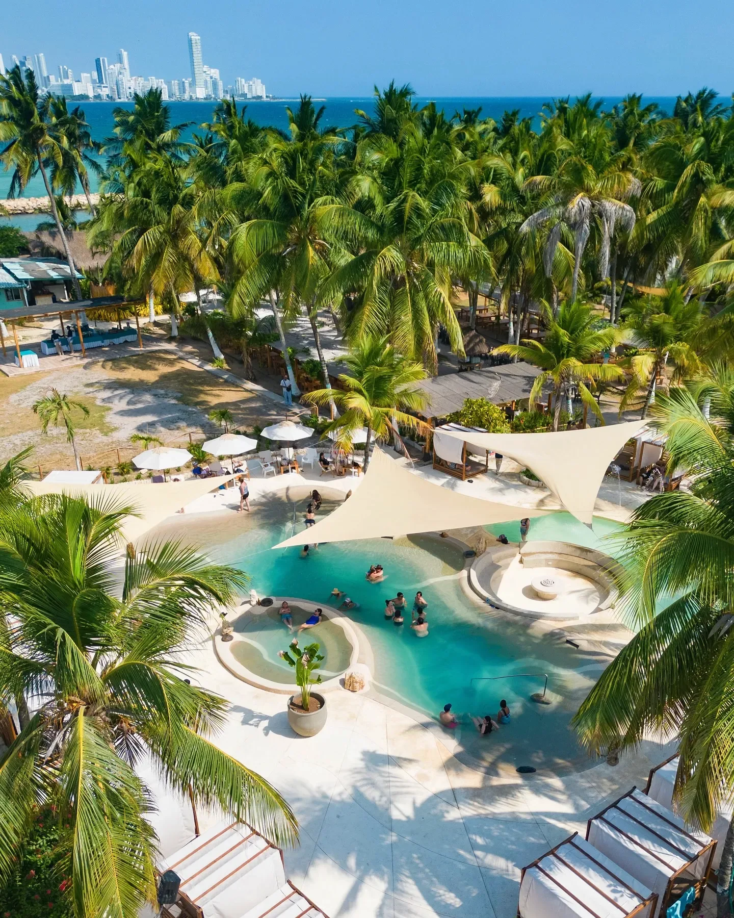 Palmarito Beach, Cartagena